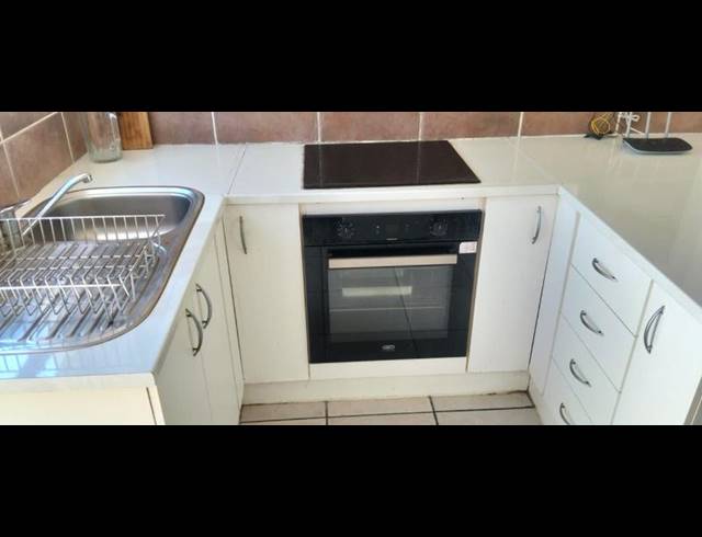 2 BEDROOM TOWNHOUSE FOR SALE IN HIGHBURY